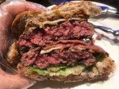 摩天牛肉汉堡-bluefrog蓝蛙(皇庭广场店)