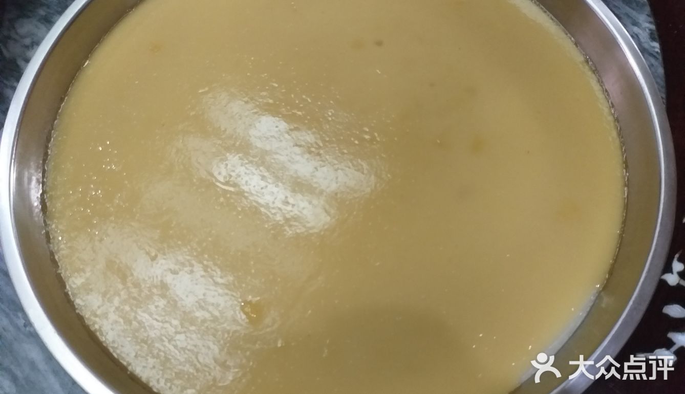 特色推荐： 马蹄千层糕是我家里经常做的一款糕点