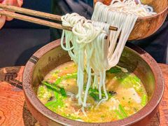 -良米山·云南野生菌过桥米线(上海首店)