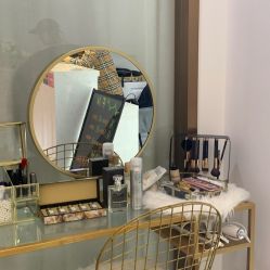 -F.N冻龄皮肤管理中心