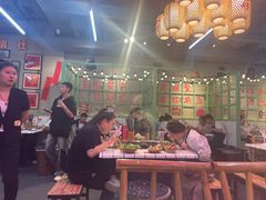 -巴卤社老火锅(财富店)
