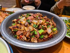 -老滇山寨•云南特色菜•地方菜•民族风情歌舞表演(金碧店)