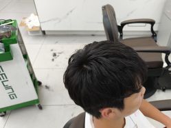 -尤司男士国潮理发馆