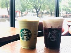 -星巴克(上海汇锦里店)