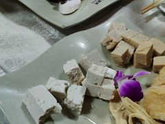 -羊家胡同·龙虾烧烤火锅(龙汇路店)