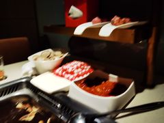 -海底捞火锅鲜切牛肉主题店(长寿路店)