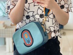 -COACH蔻驰(恒隆广场店)