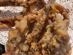 -老牌坊云南鱼豆花火锅(哈西万达店)