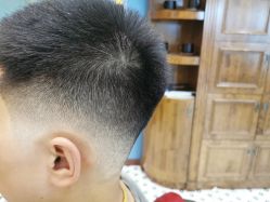 -贝勒爷专业男发