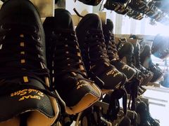 -奥山冰场(奥山世纪城店)