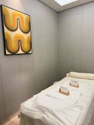 -PE SALON