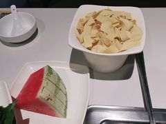 -海底捞火锅(长宁路龙之梦店)