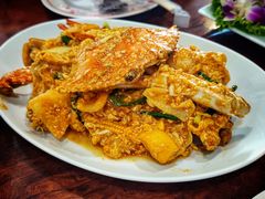 -Dang restaurant (patong phuket)