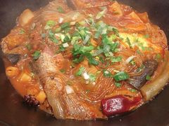 出炉吃鱼啦-山河屯铁锅炖鲜鹅·东北菜(开发区一店)