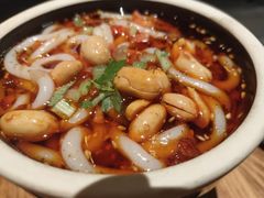 冒土豆粉-串大叔炭火烤串·鸡西大冷面刀削面(总店)