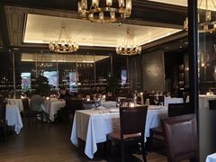 -Wolfgang’s Steakhouse 沃夫冈牛排馆(上海白玉兰广场店)