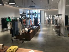 -URBAN REVIVO(西安Momopark店)