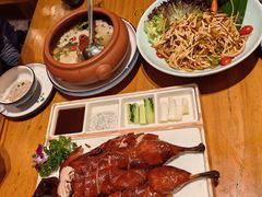 -老滇山寨•云南特色菜•地方菜•民族风情歌舞表演(金碧店)