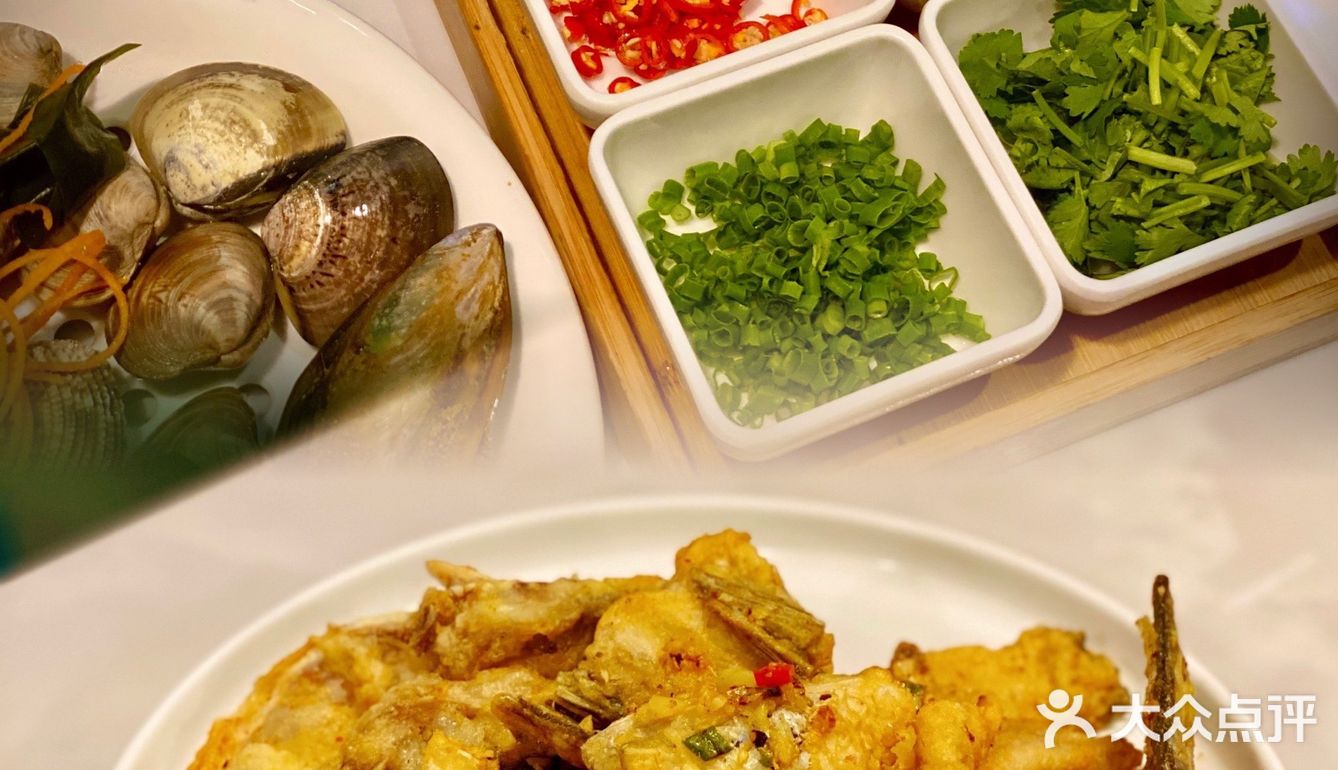 探鲜喊你来吃饭饭啦！