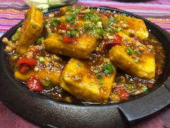 -香巴拉云南餐厅(华莱坞店)