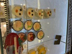 -红星前进面包牛奶公司(畅春园店)