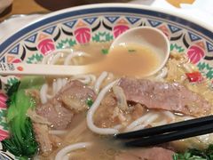 -鑫花溪牛肉米粉(文星广场店)