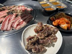-炽城·烤肉名家(鸿达中央广场店)