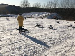 -十三陵雪世界滑雪场