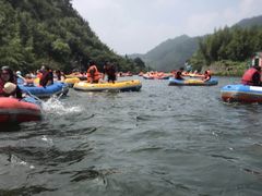 -龙井峡漂流