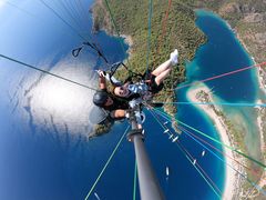 -费特希耶滑翔伞