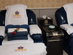 -尊足养生·影院足道·主题spa·采耳(浦江店)