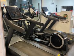 -思迈威健身(积玉桥万达店)