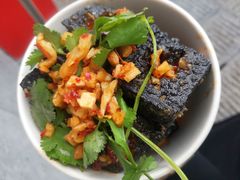 -黑色经典臭豆腐·湖南特产(步行街店)
