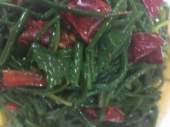 -穆豪麦蒸碗羊羔肉