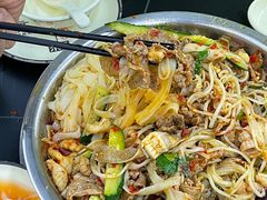 -周良天山牛杂城(天山路总店)