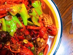 特色十三香龙虾-虾弄弄海派小龙虾·牛羊蝎子火锅