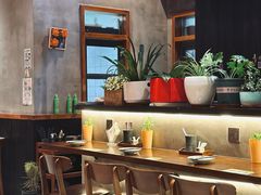 -8PINTS八品脱·日料·烧鸟·精酿小酒馆(莘庄店)