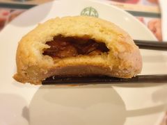 酥皮焗叉燒包-添好运点心专门店(百老汇店)