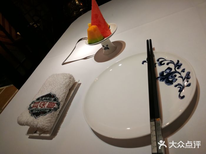 耳朵眼会馆(鼓楼店)餐具摆设图片