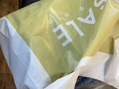 -王府井奥莱临潼小镇(临潼店)