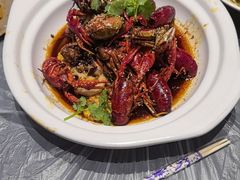 -肥肥虾庄·金牌油焖大虾(杨园滨江时代walk店)
