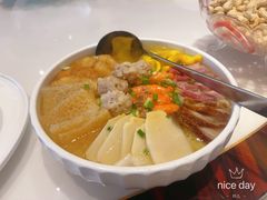 -沪华海鲜大酒楼(南汇店)