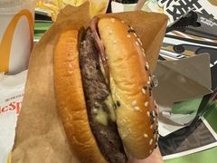 -麦当劳(卫星广场店)