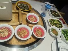 -鲁员外地锅鸡地锅鱼(龙湖江东天街店)