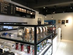 面包甜点陈列柜-UPPER KITCHEN(延安路店)