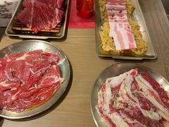 老太太特色肥牛-西塔老太太泥炉烤肉(双井店)