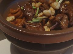 -阿瓦山寨·湘菜现炒·剁椒鱼头王(咸阳总店)