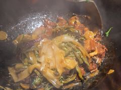 -万里闯关东铁锅炖菜馆(高新旗舰店)