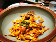 敲糖棒棒鸡-辛香汇·现炒川菜(淮海路百盛店)