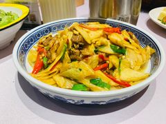 -客家大院·非遗赣南客家菜(郁孤台店)